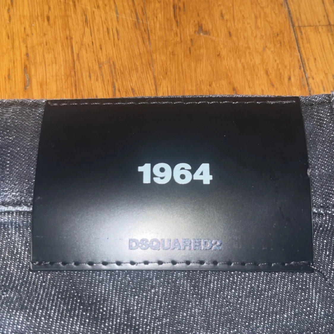 Mörkblå distressed jeans från Dsquared2 - 2