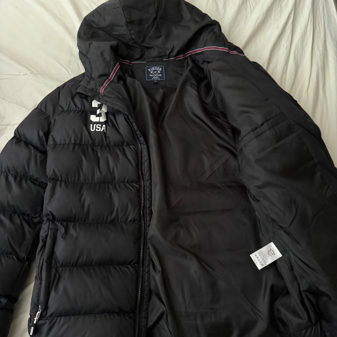 Svart pufferjacka - 1