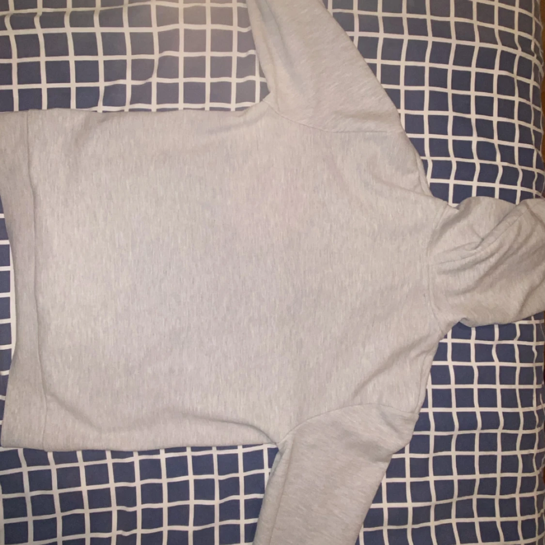 Ljusgrå hoodie med dragkedja - 1