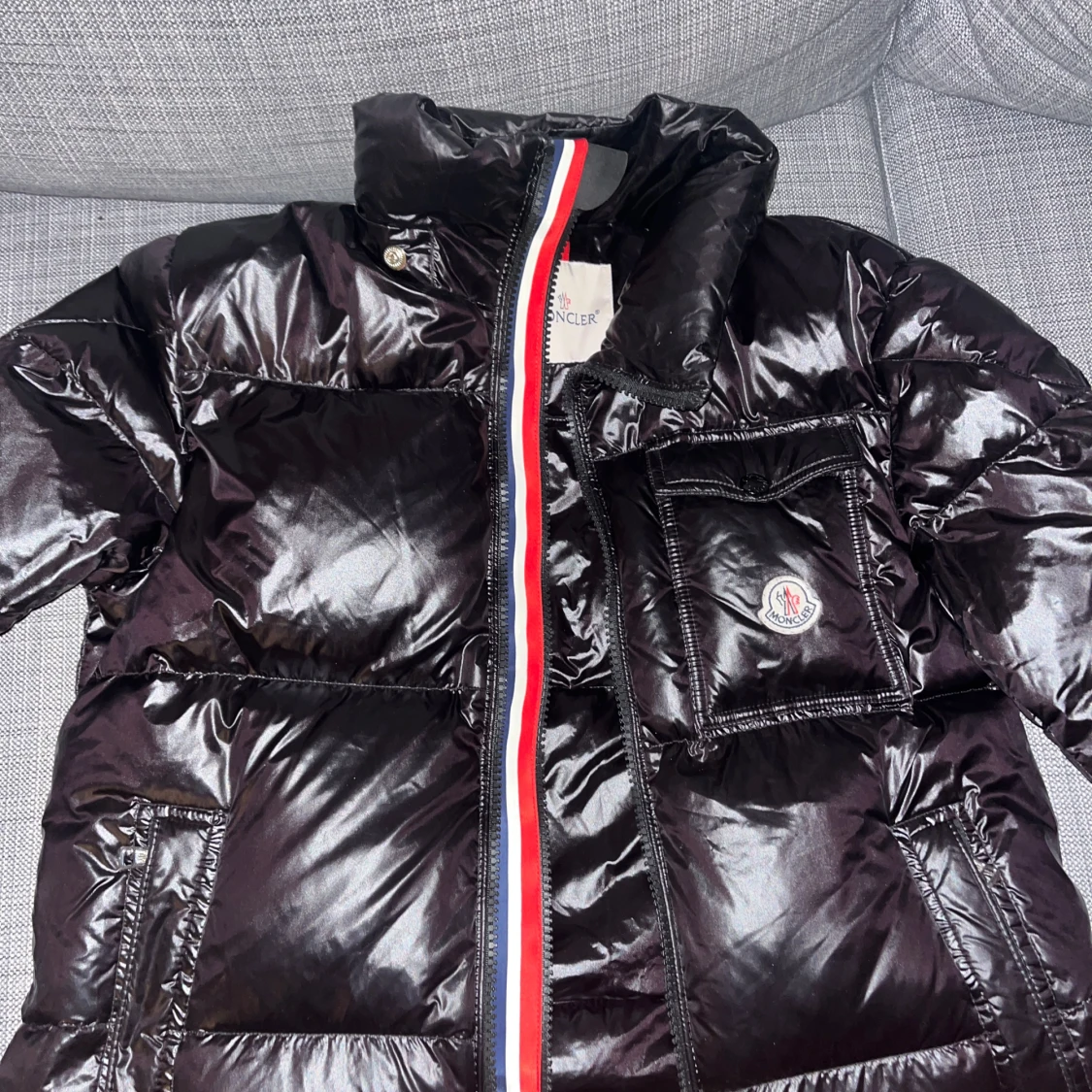 Moncler Montbelliard - 2