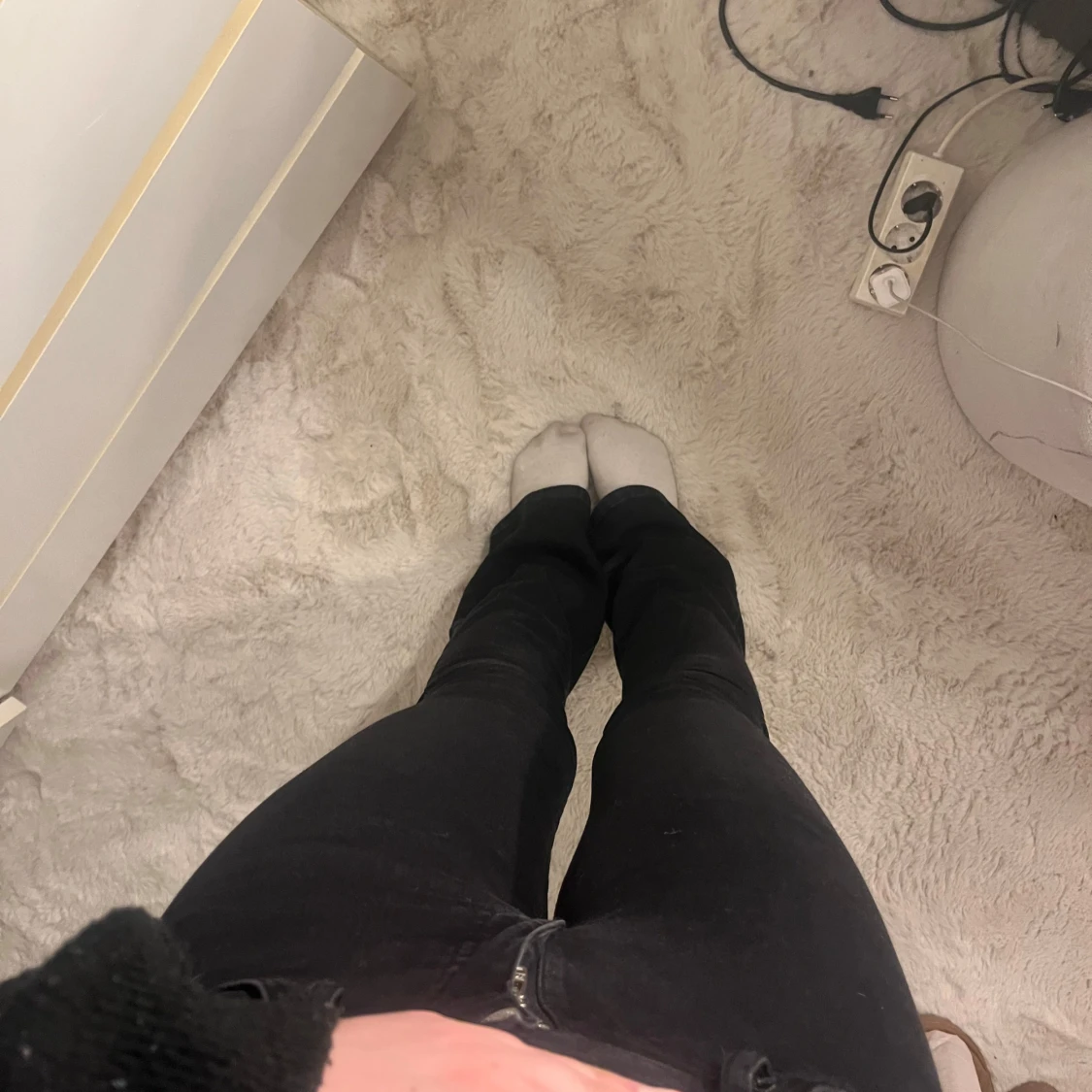 Svarta bootcut jeans från Gina - 3