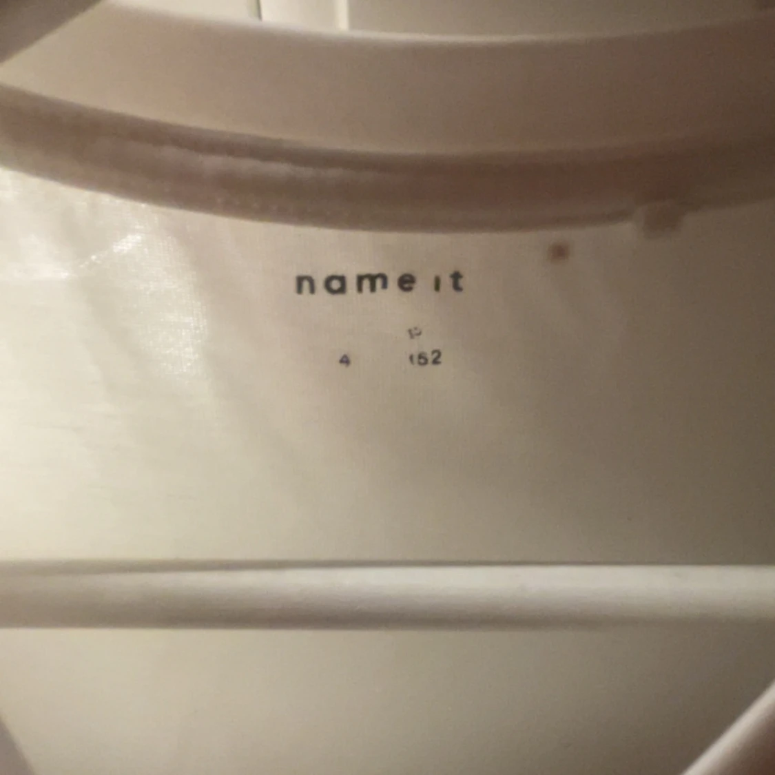 Vit t-shirt från Name It - 2