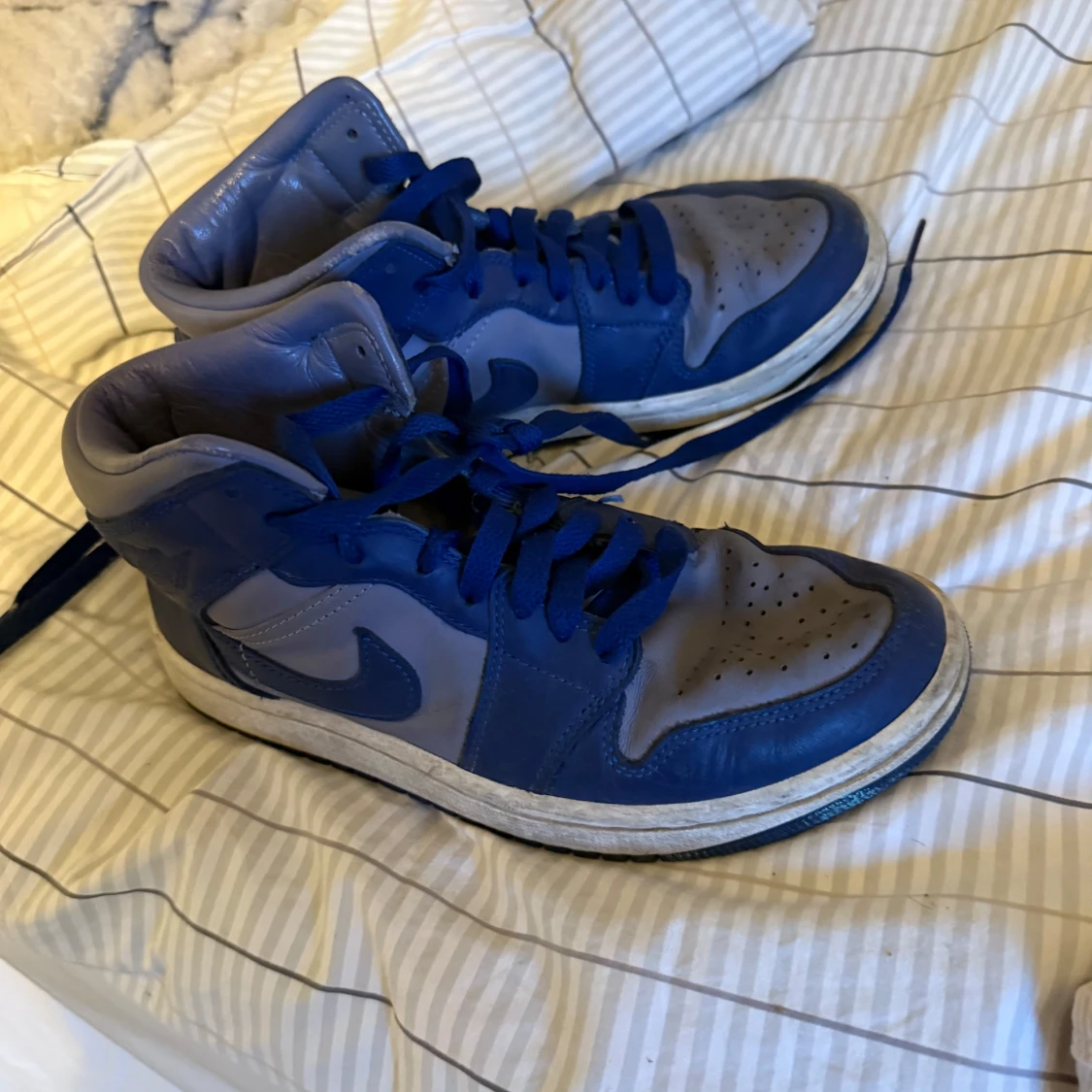 Blå Nike Air Jordans sneakers
