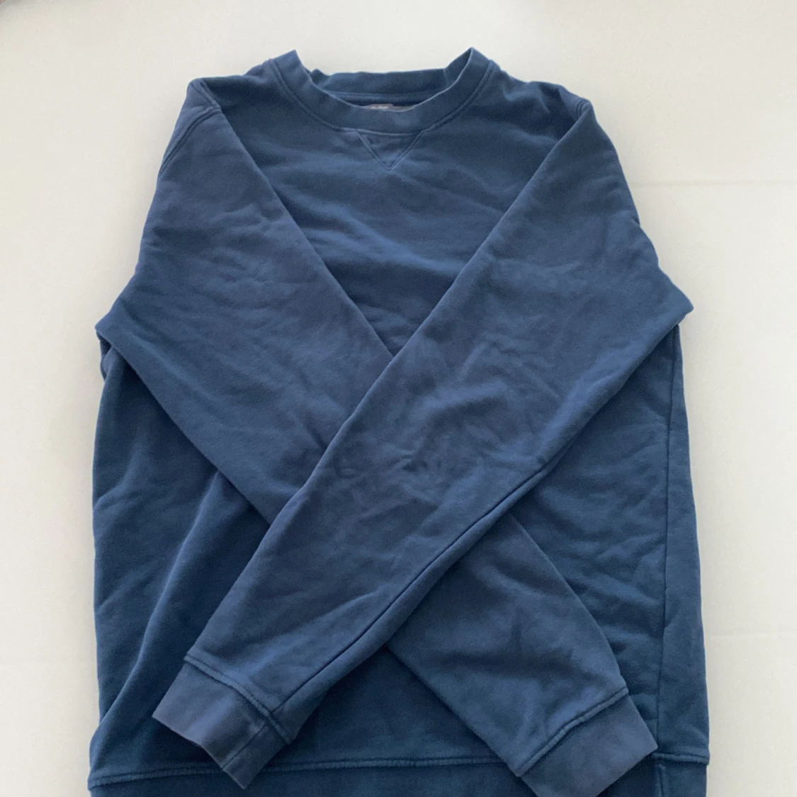 Basic crewneck tröjor i svart och blå - 2