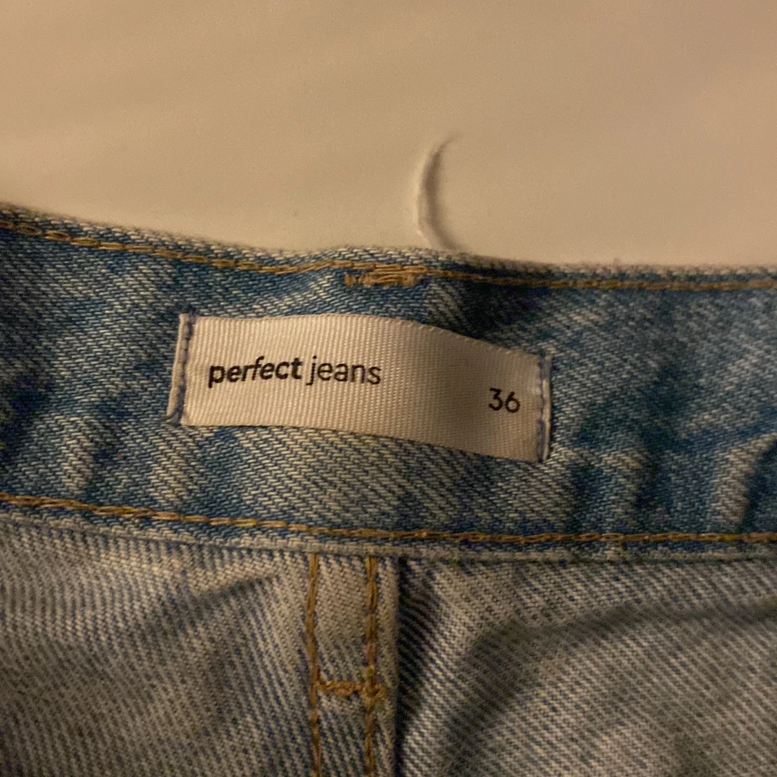 Ljusblå jeansshorts från Perfect Jeans - 1