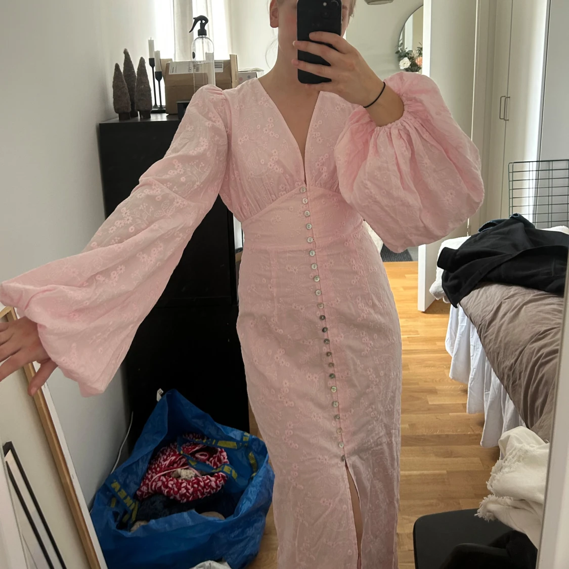 Slutsåld ljusrosa  långklänning från adoore 