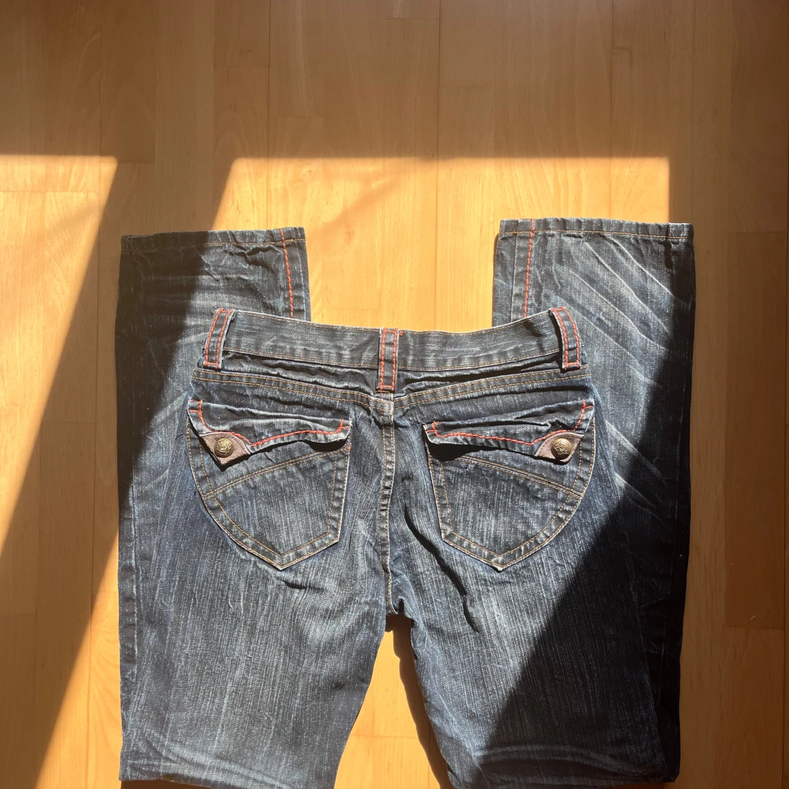 Mörkblå bootcut jeans - 3