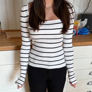 Tröja - Fin randig tröja från H&M