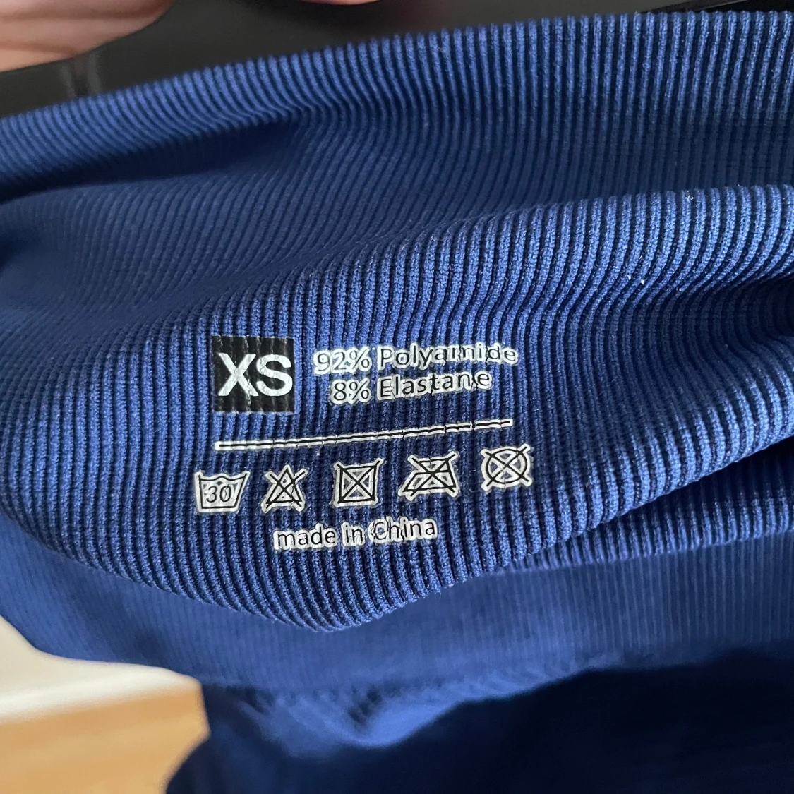 Mörkblå seamless leggings med scrunch - 4