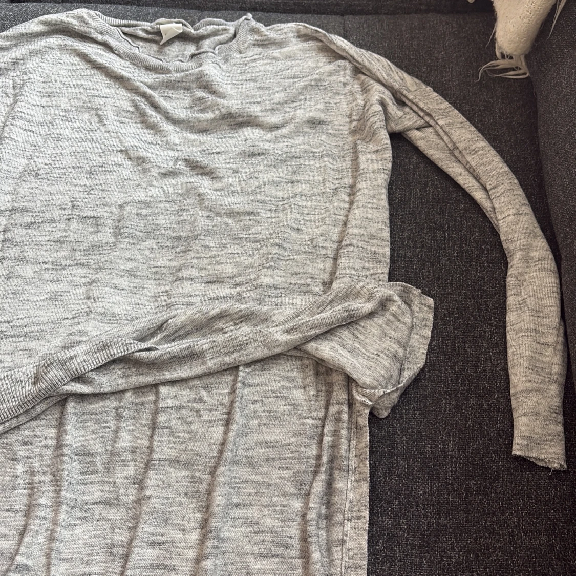 Grå långärmad tröja - 2