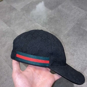 GG KEPS  - Svart storlek M