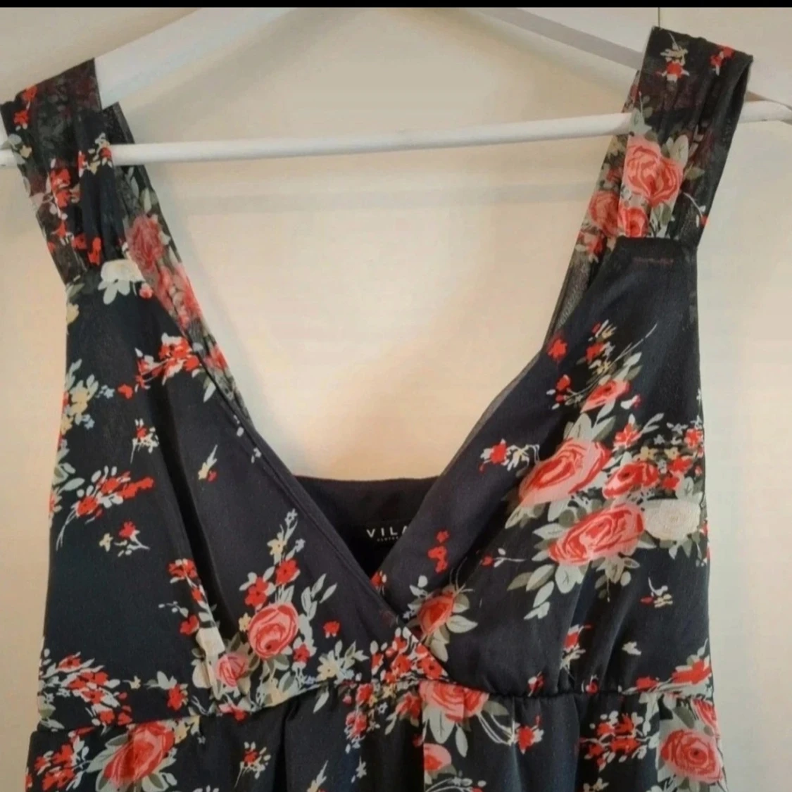 Klänning VILA strl M - 1