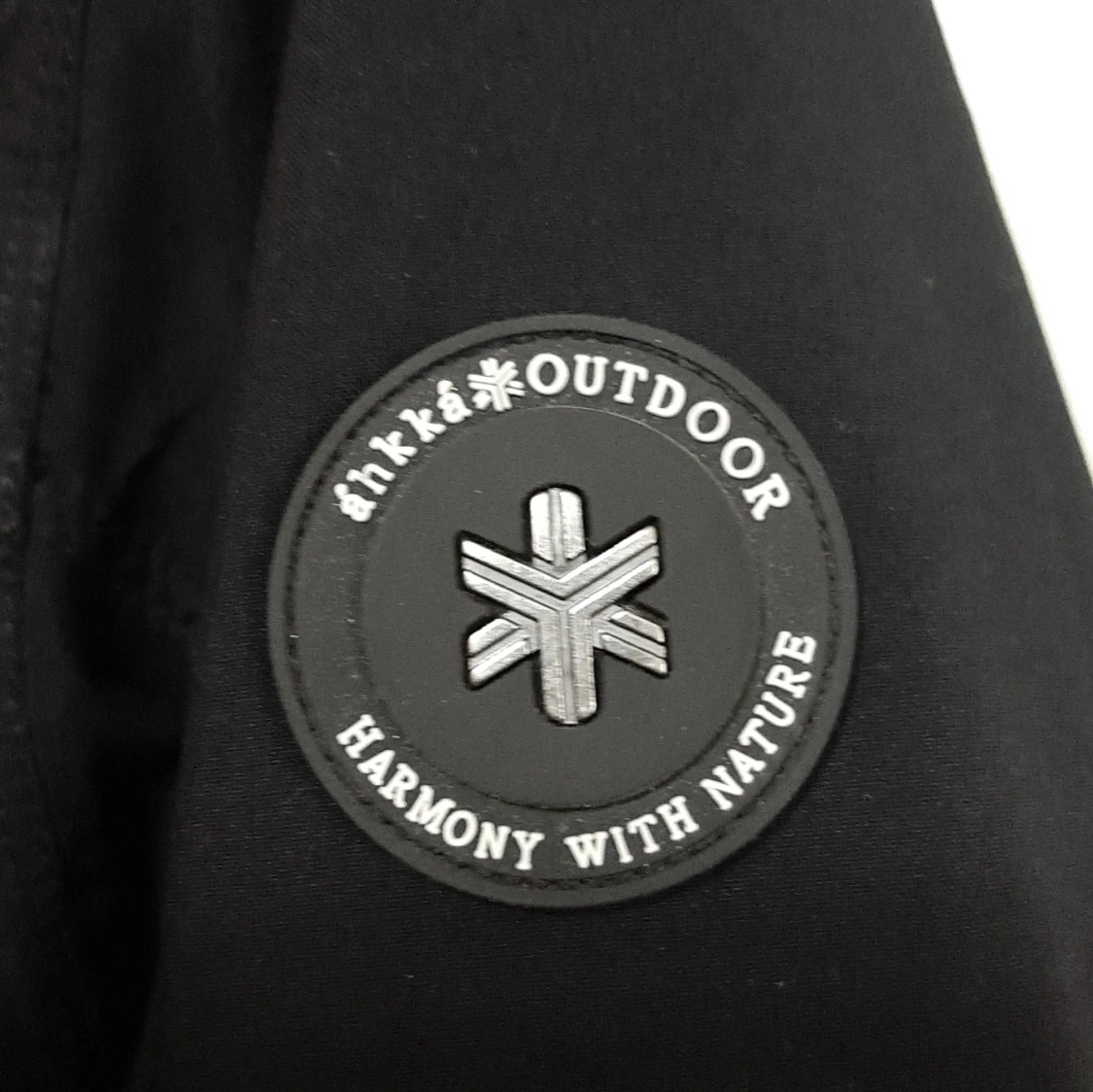 Svart parkas från Áhkká med fuskpäls - 1