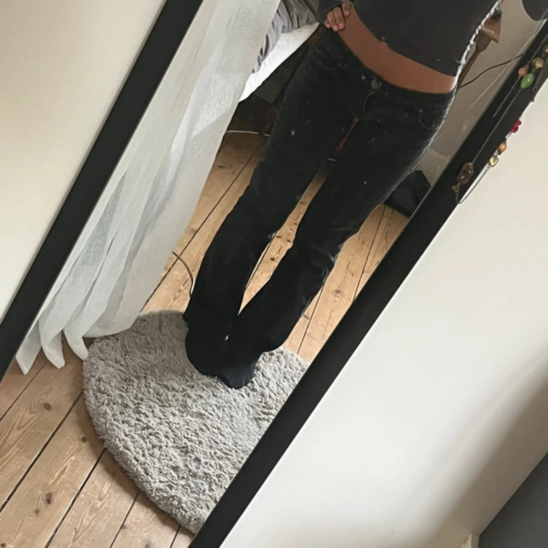 Low waist svarta jeans