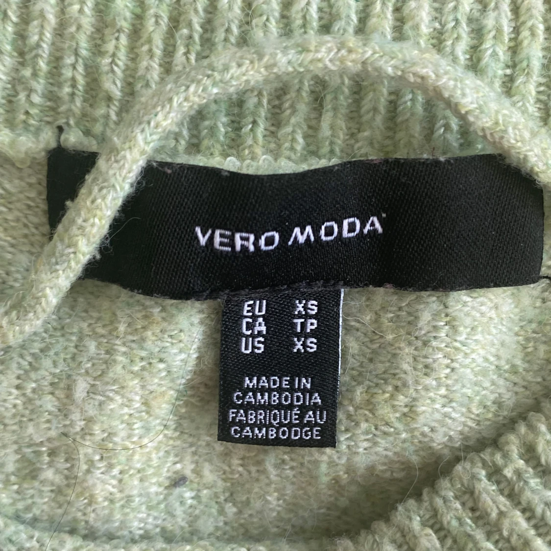 Ljusgrön stickad tröja Vero Moda - 1