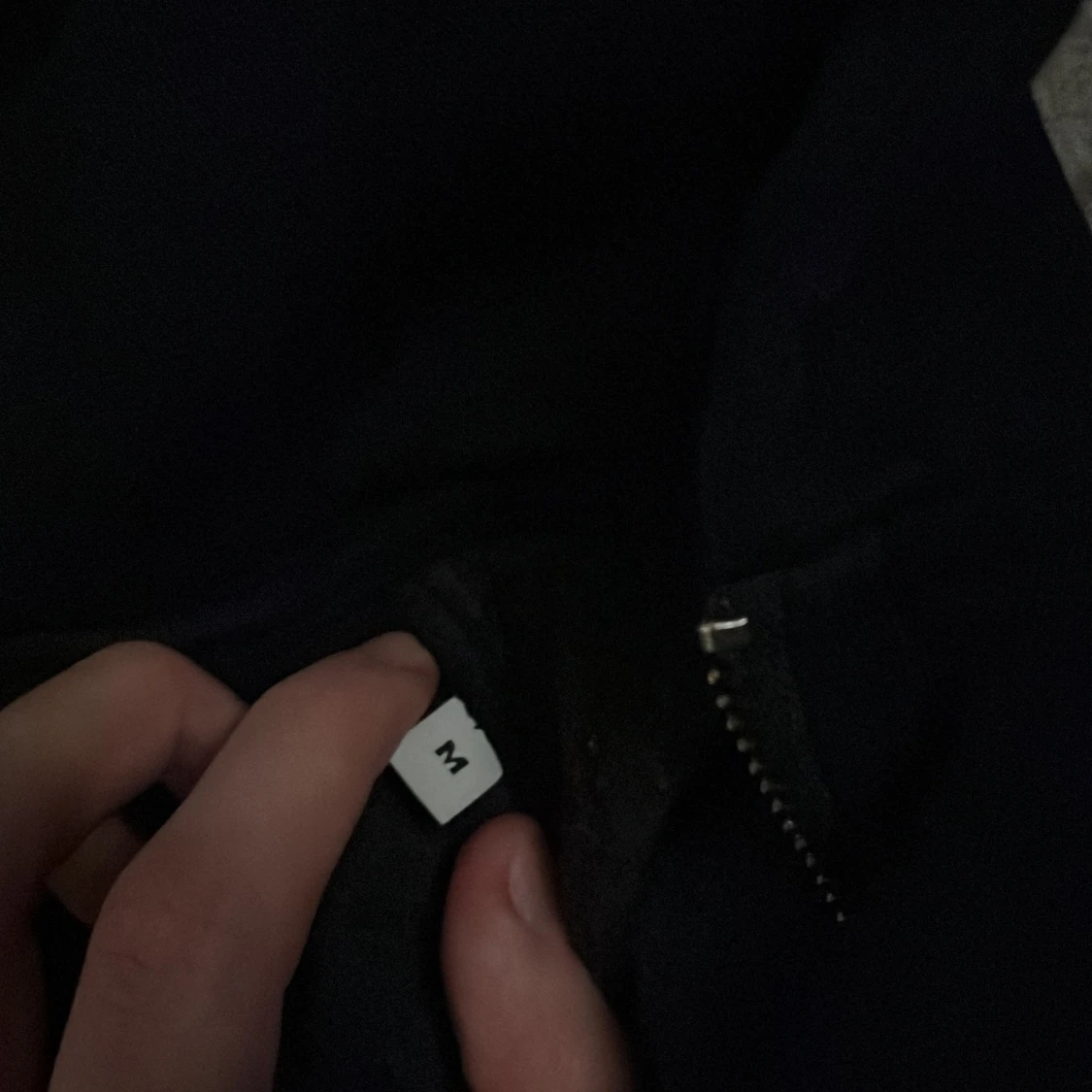 Svart hoodie från Jack & Jones  - 3