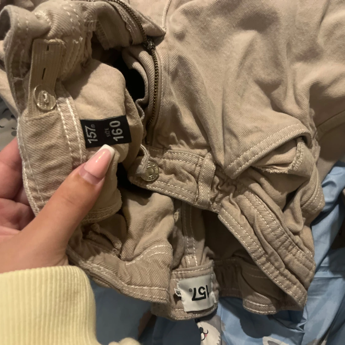 Beige cargopants från 157, storlek 160 - 2