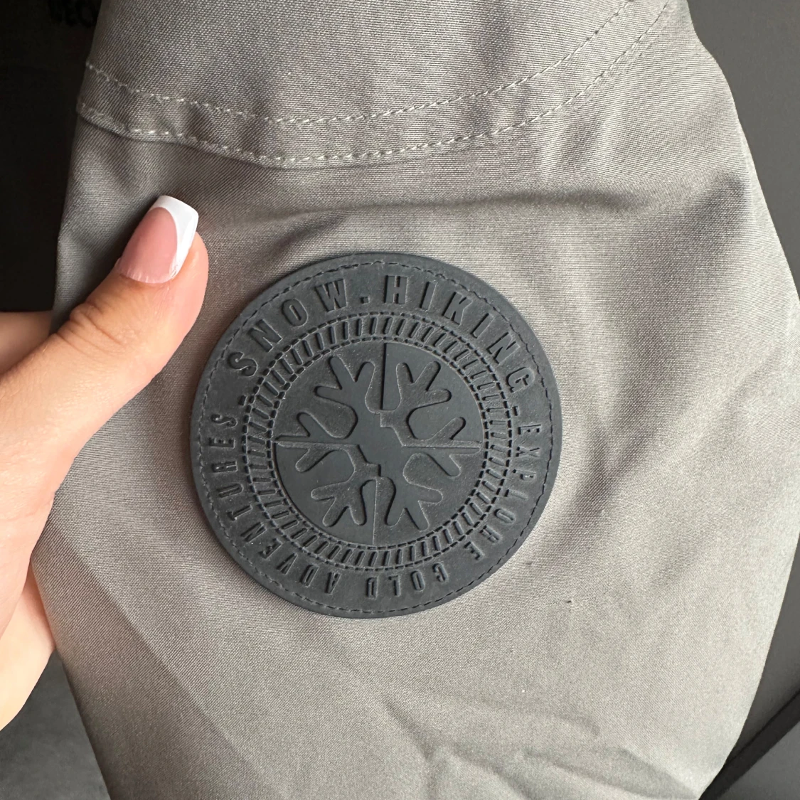 Grå parkajacka från Winter trails storlek  M - 3