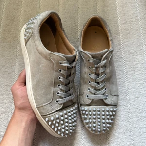Christian Louboutin Seavaste 2 - Nypris 10k! Kvitto finns! 41 fits 42