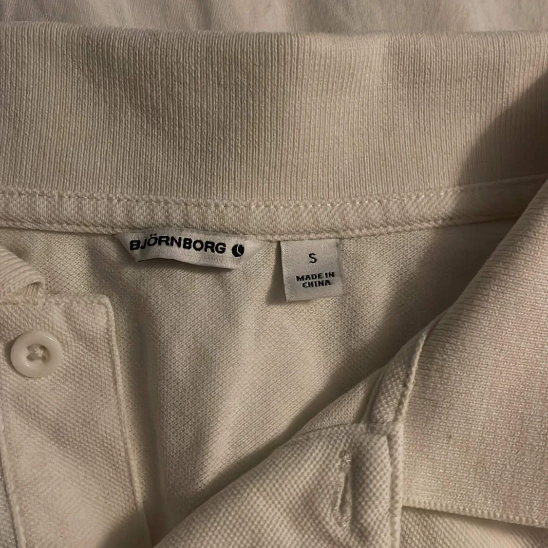 Vit pikétröja från Björn Borg - 2