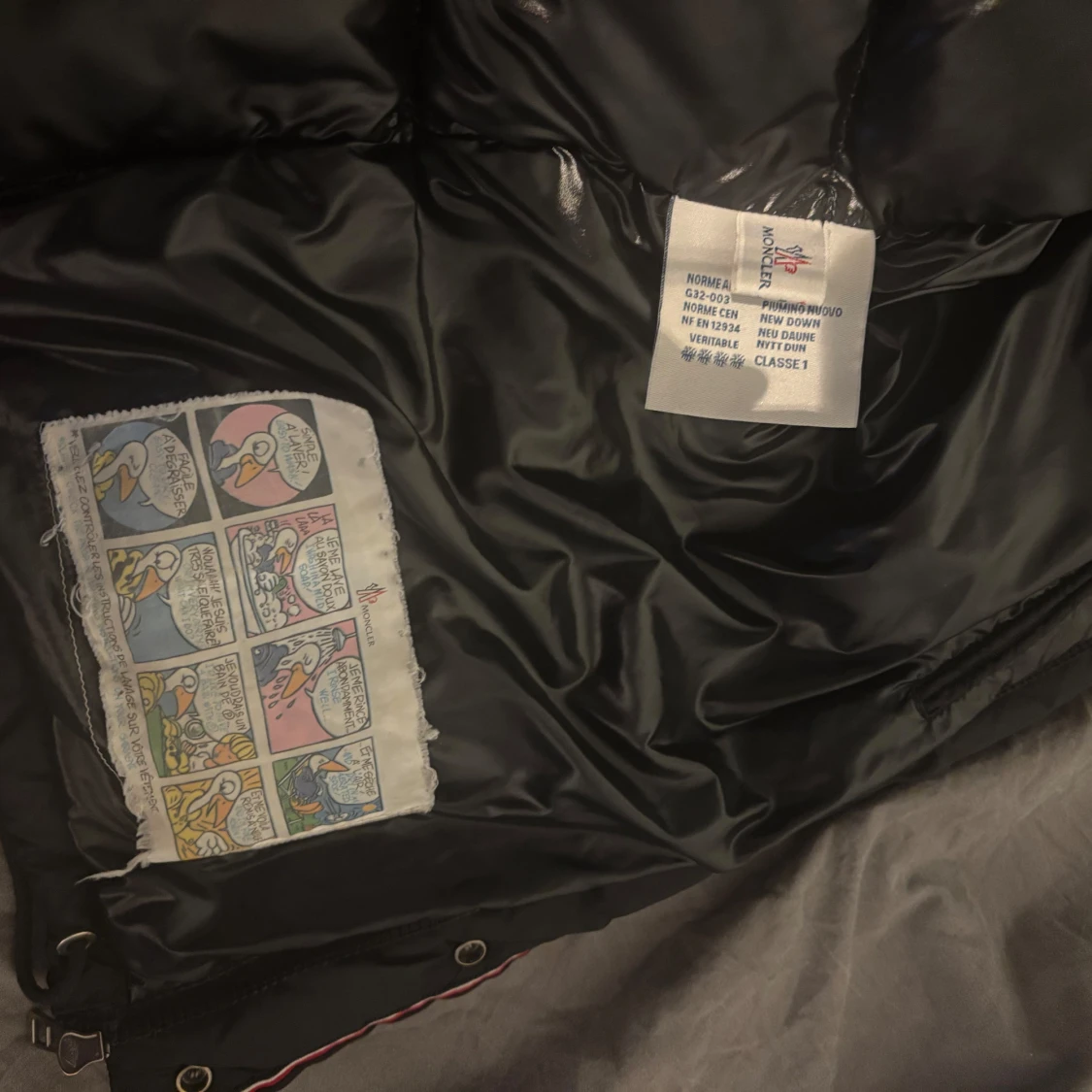 Svart dunväst från Moncler - 1