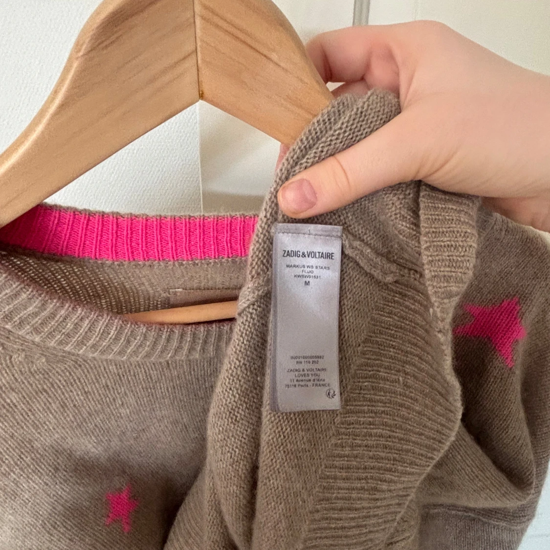 Beige tröja med rosa stjärnor - 4