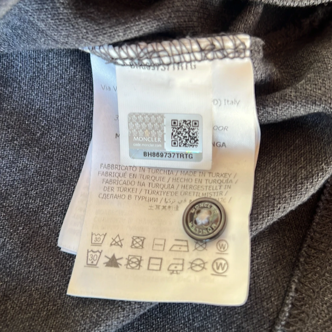 Svart pikétröja från Moncler - 4