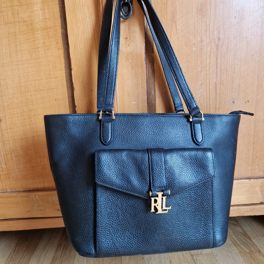 Svart axelväska från Ralph Lauren