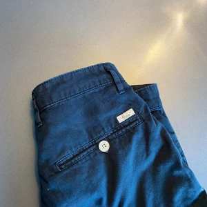 Shorts herr - Säljer nu dessa riktigt snygga elvine shortsen perfekt nu till våren! Bara höra av dig vid minsta fråga eller fundering☺️pris kan absolut diskuteras 