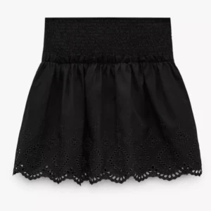 Svart kjol - Så fin kjol från Zara. Knappt använd!💕Storlek XS men passar också S