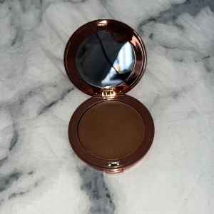 Bronzer - Bronzer från revolution PRO knappt använt 