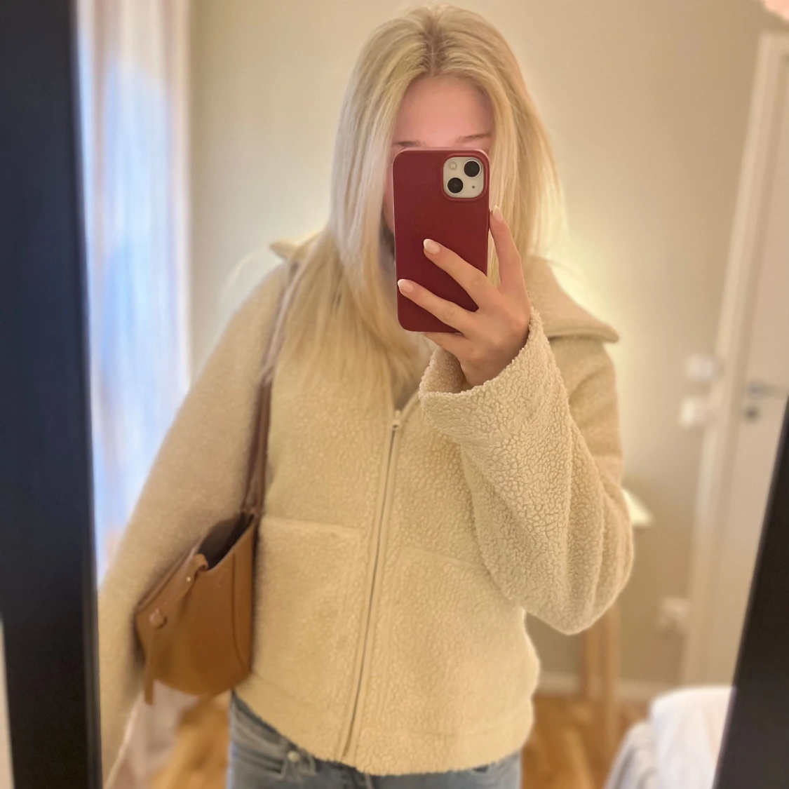 Beige teddyjacka med dragkedja - 1
