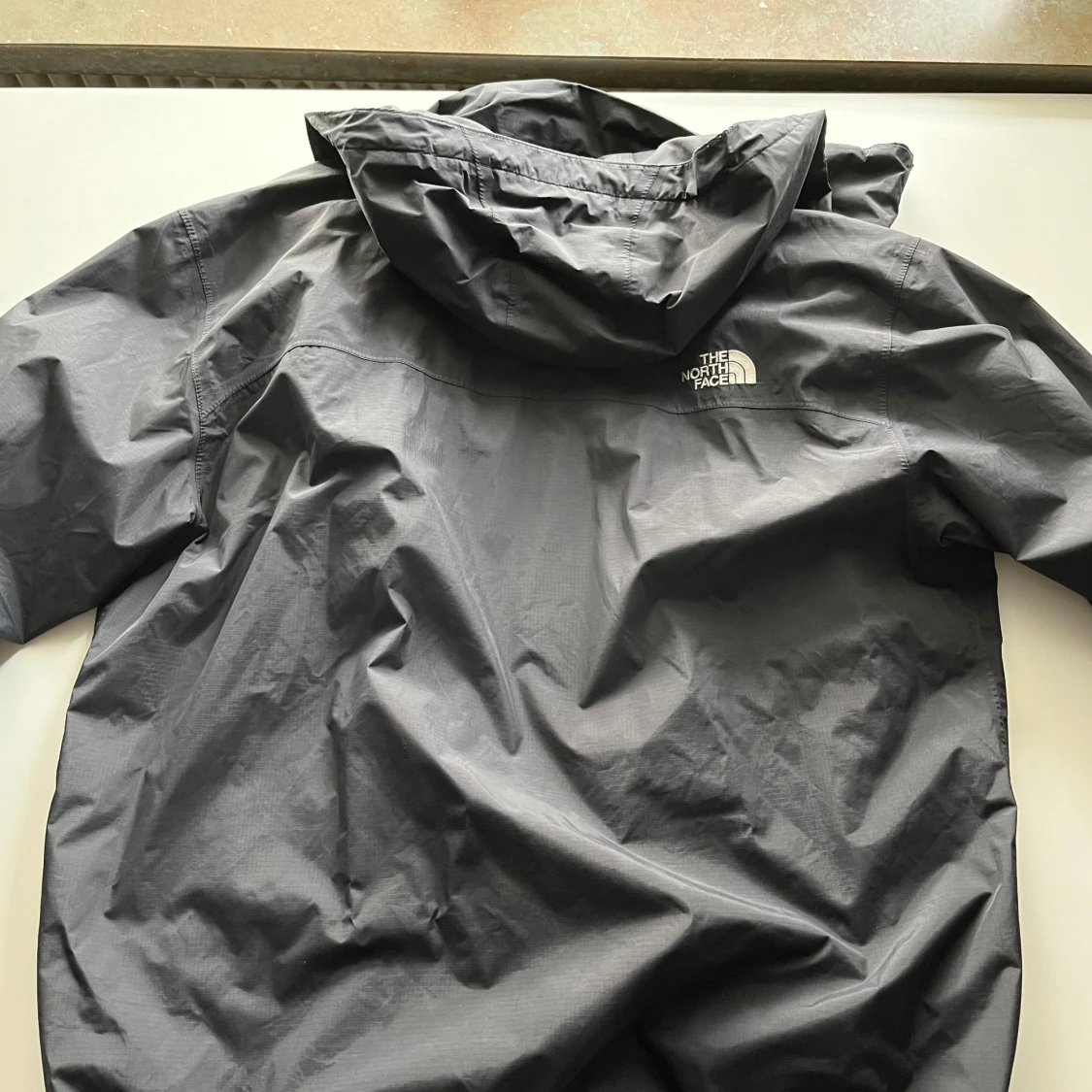 Svart vindjacka från The North Face - 1