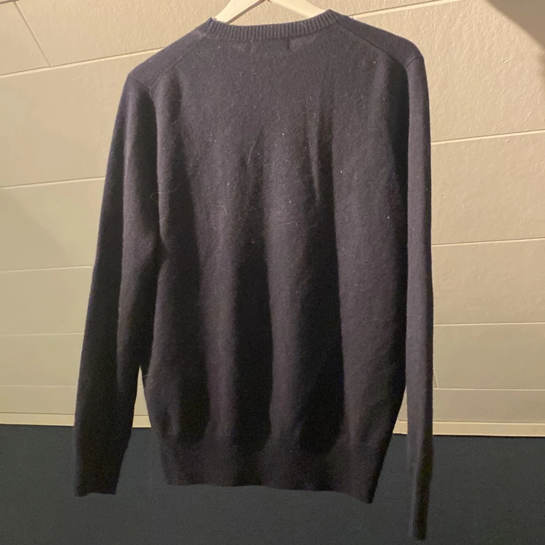 Mörkblå kashmir  tröja från Vonstudio - 90