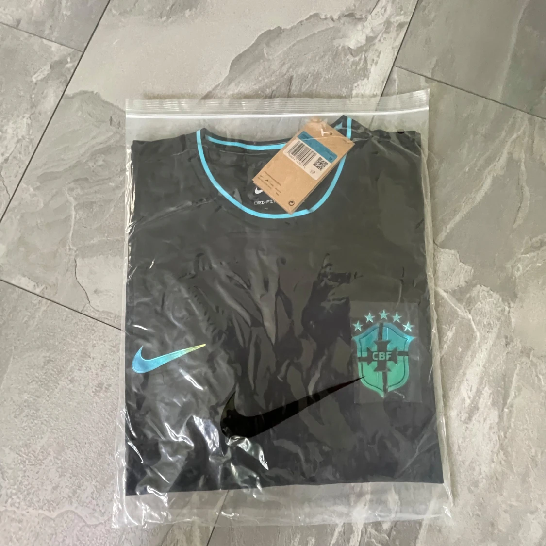 Svart Brasilien fotbollströja från Nike - 1