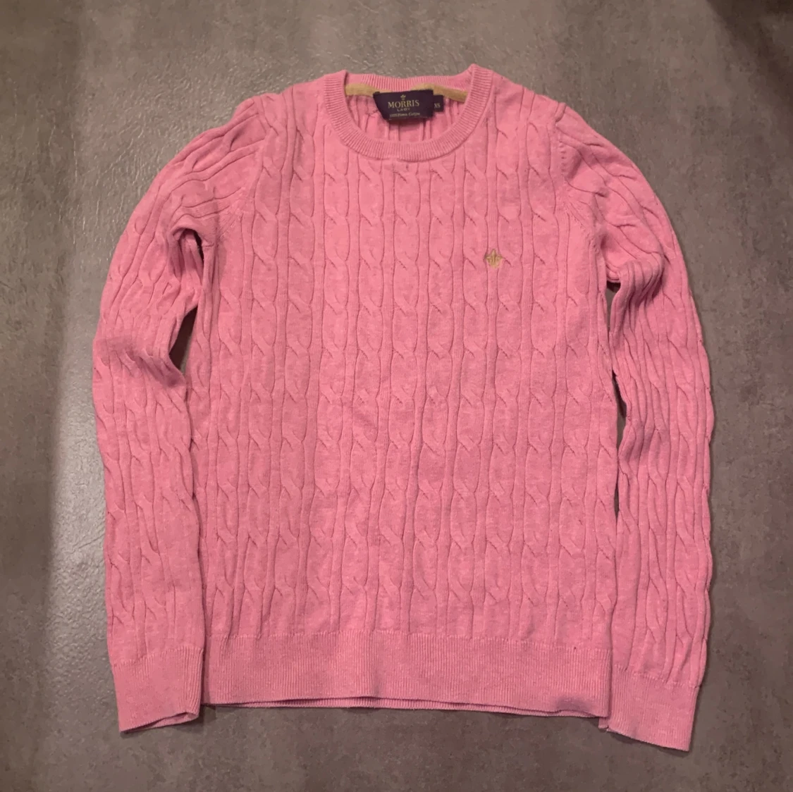 Rosa kabelstickad tröja från Morris Lady - 1