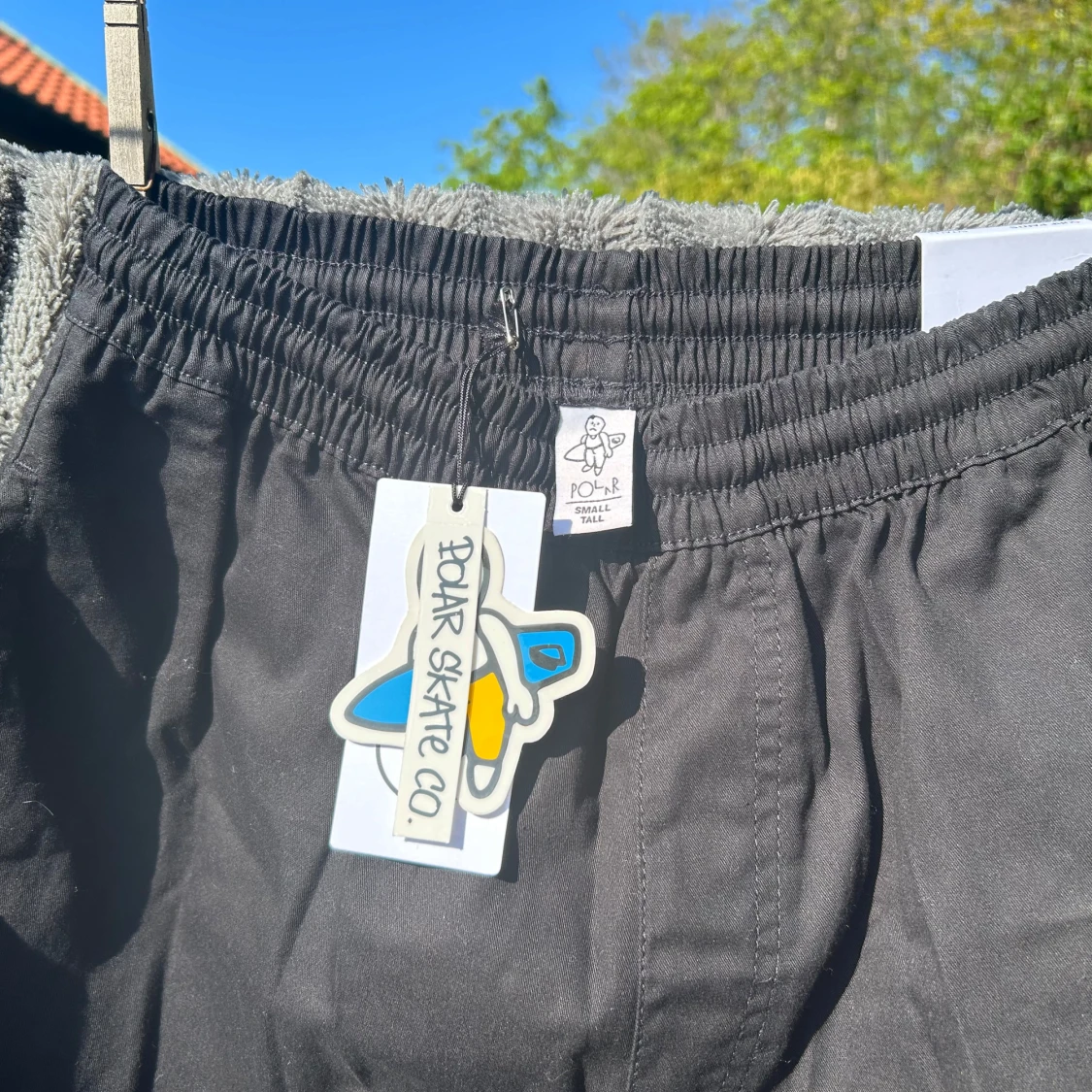 Svarta, helt nya, tunna sommar byxor från Polar Skate Co strl S