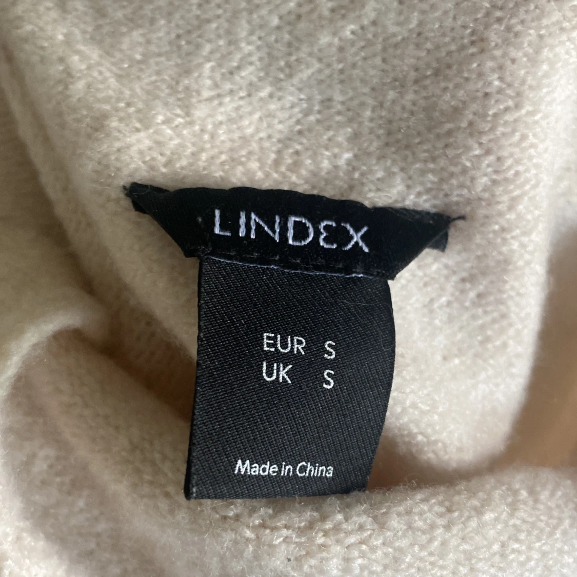 Beige stickad tröja från Lindex - 2