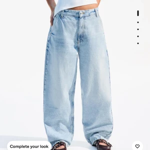 bershka skater jeans - pris kan diskuteras, köpt för 40 eur (440kr) andvänd en gång