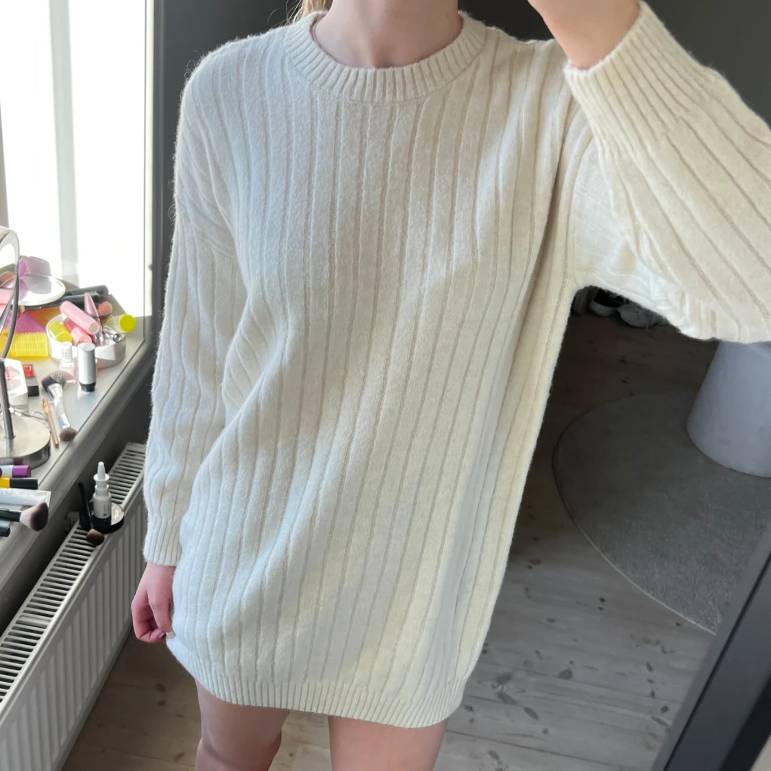 Beige ribbstickad tröja - 2