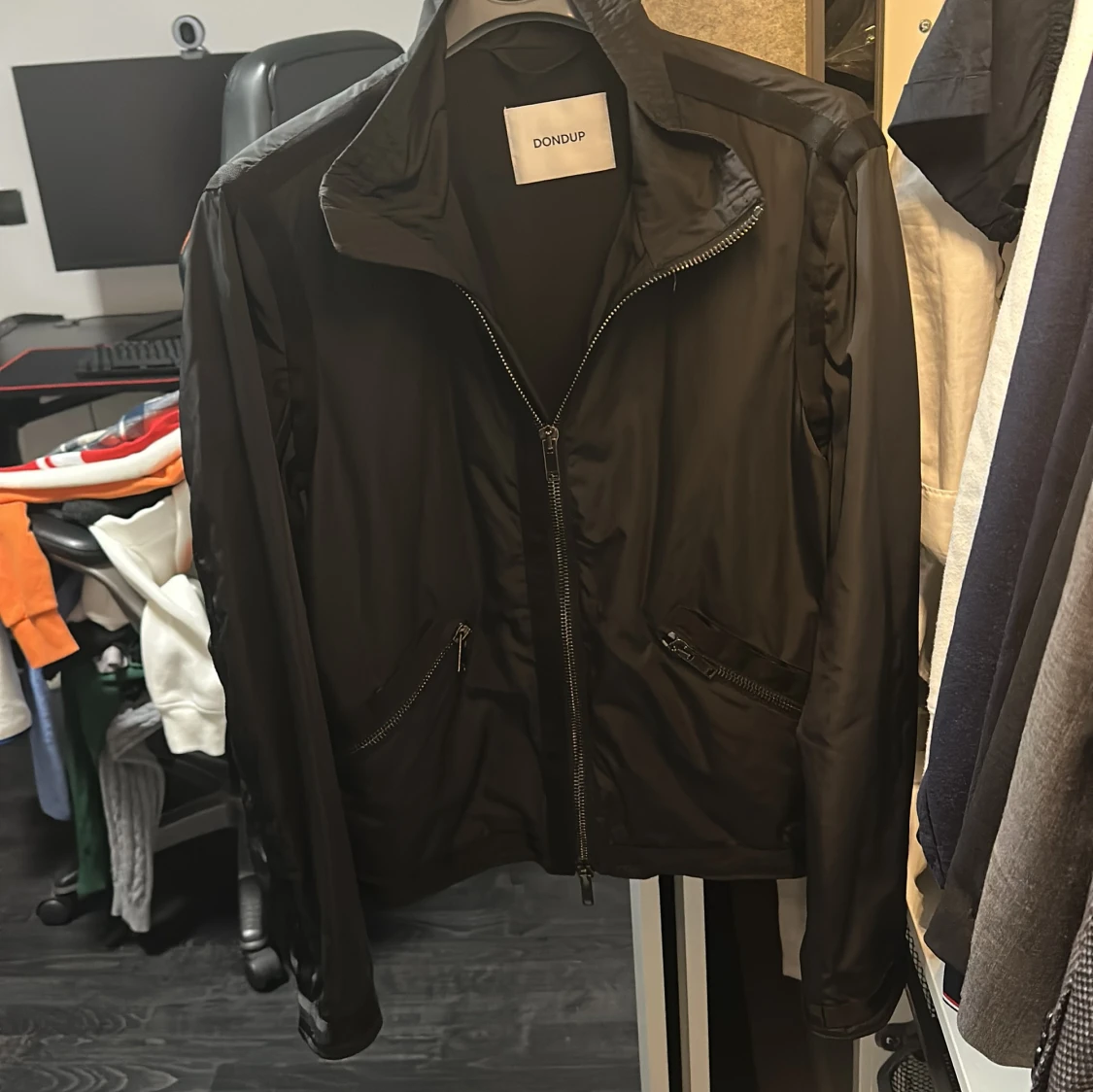 Svart vindjacka från Dondup