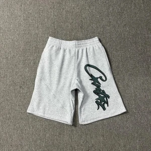 Corteiz shorts - Det finns flera modeller och storlekar, vis intresse hör av er privat. Betalning sker via swish och kan fraktas men även mötas upp.
