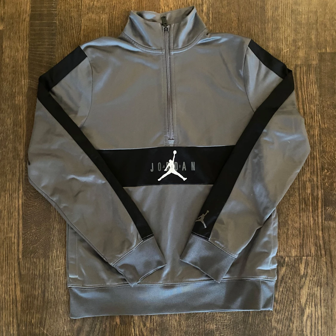 Jordan tracksuit - 1