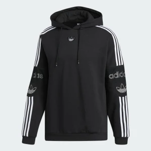 Svart hoodie från Adidas  - En av dem bästa hoodis jag har ägt, en ren svart hoodie från Adidas med klassiska vita ränder längs ärmarna och broderad Adidas-logga på bröstet. Stora loggor på båda ärmarna och huva med dragsko. Perfekt för en sportig och avslappnad stil. STORLEK M            troligtvis passar L om man vill ha en lite tajtare kanske gym hoodie?