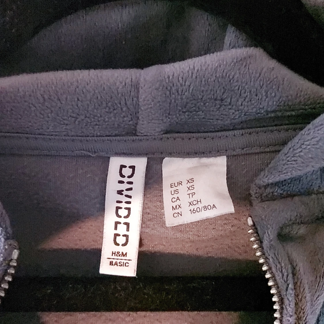 Mörkgrå hoodie från H&M Divided XS - 2