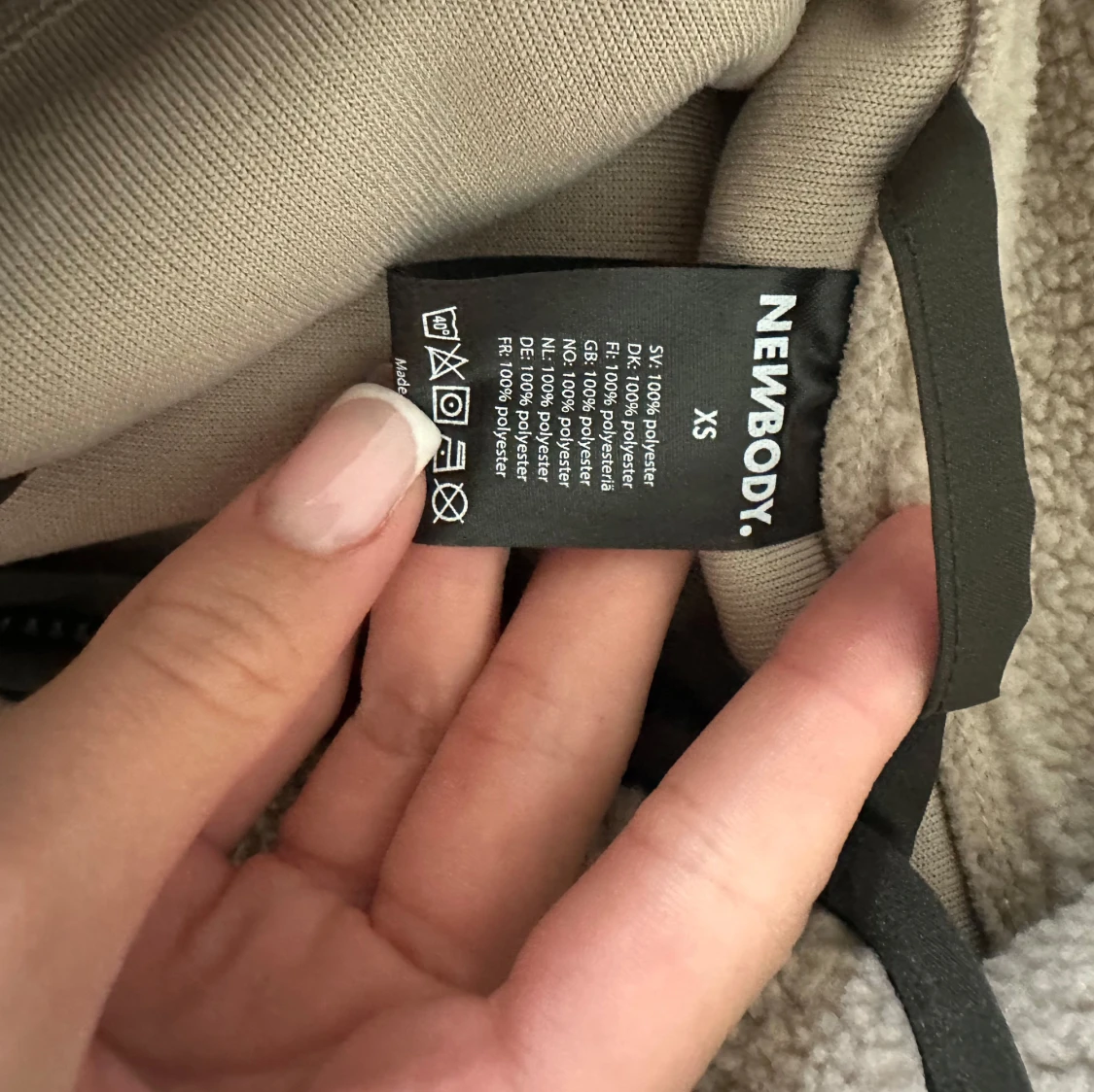 Beige fleeceväst från Newbody XS - 3