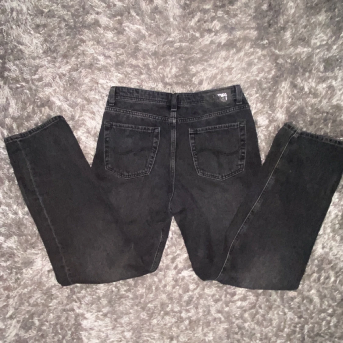 Svarta jeans från Jack & Jones - 1