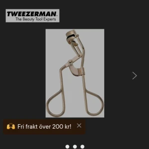 Tweezerman ögonfransböjare - En HELT oanvänd tweezerman böjare med gummisakerna till också, helt oanvänd men har tyvärr slängt förpackningen, tar emot prisförslag!!
