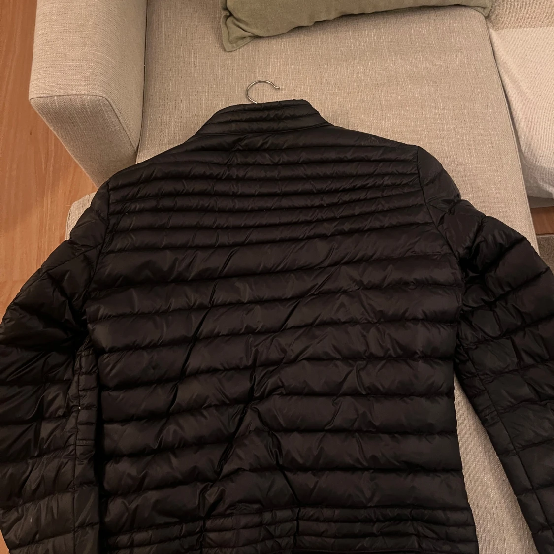 Svart pufferjacka från Moncler - 2