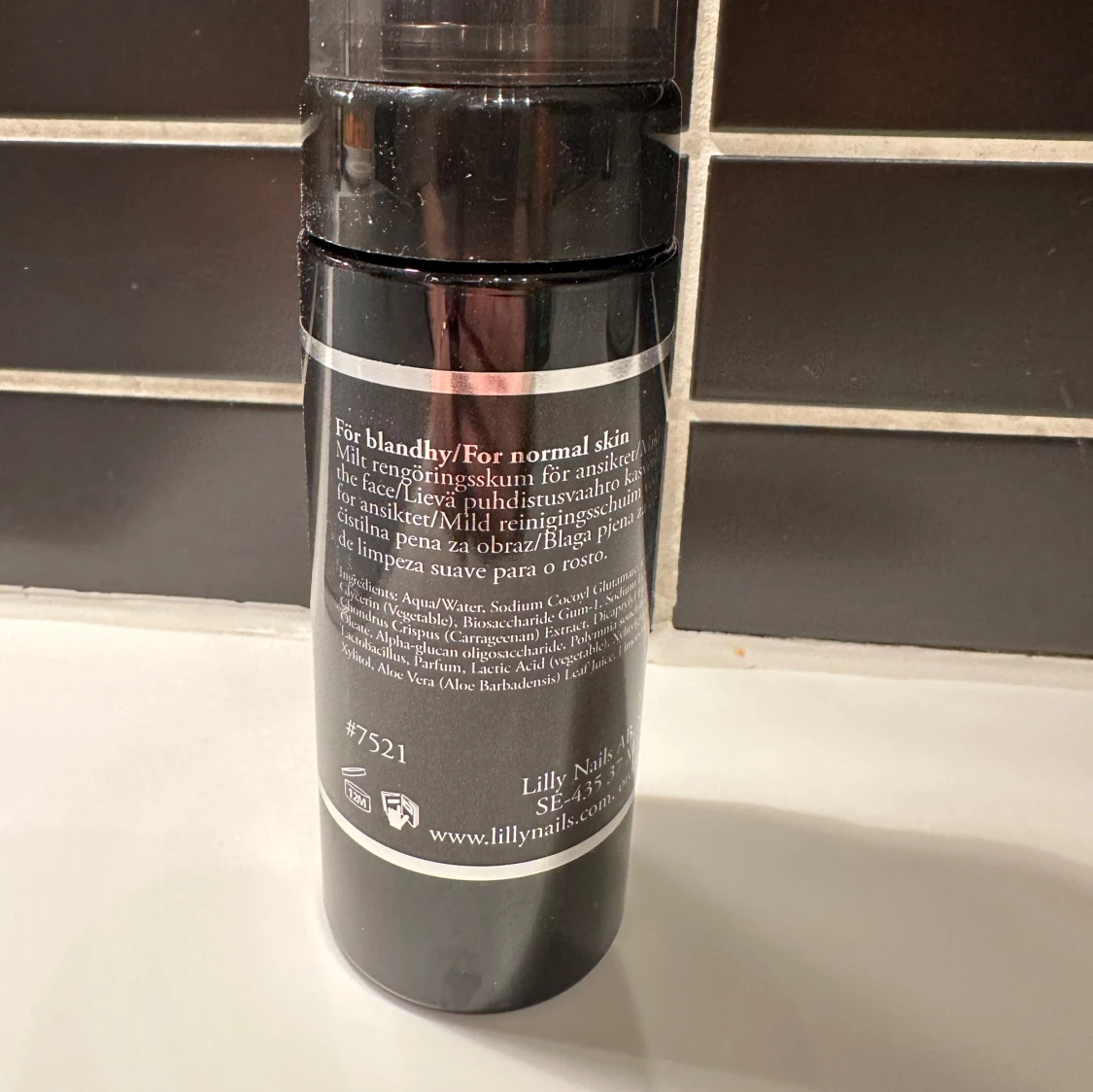 Lilly Nails Skincare Cleansing Foam - 1